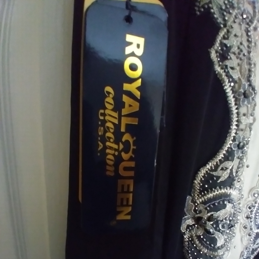 DRESS - Picture 3 of 8